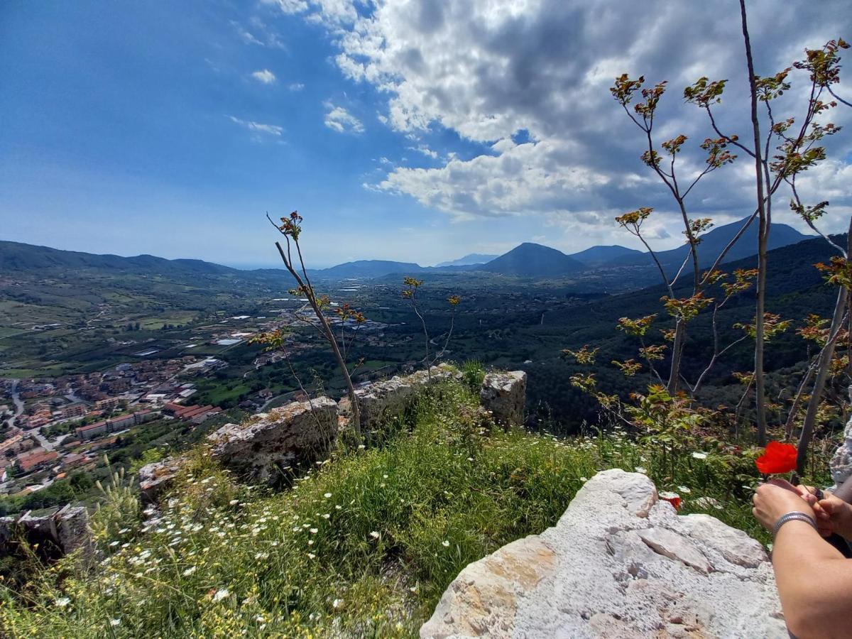L'Arcadia Bed & Breakfast Giffoni Sei Casali Luaran gambar